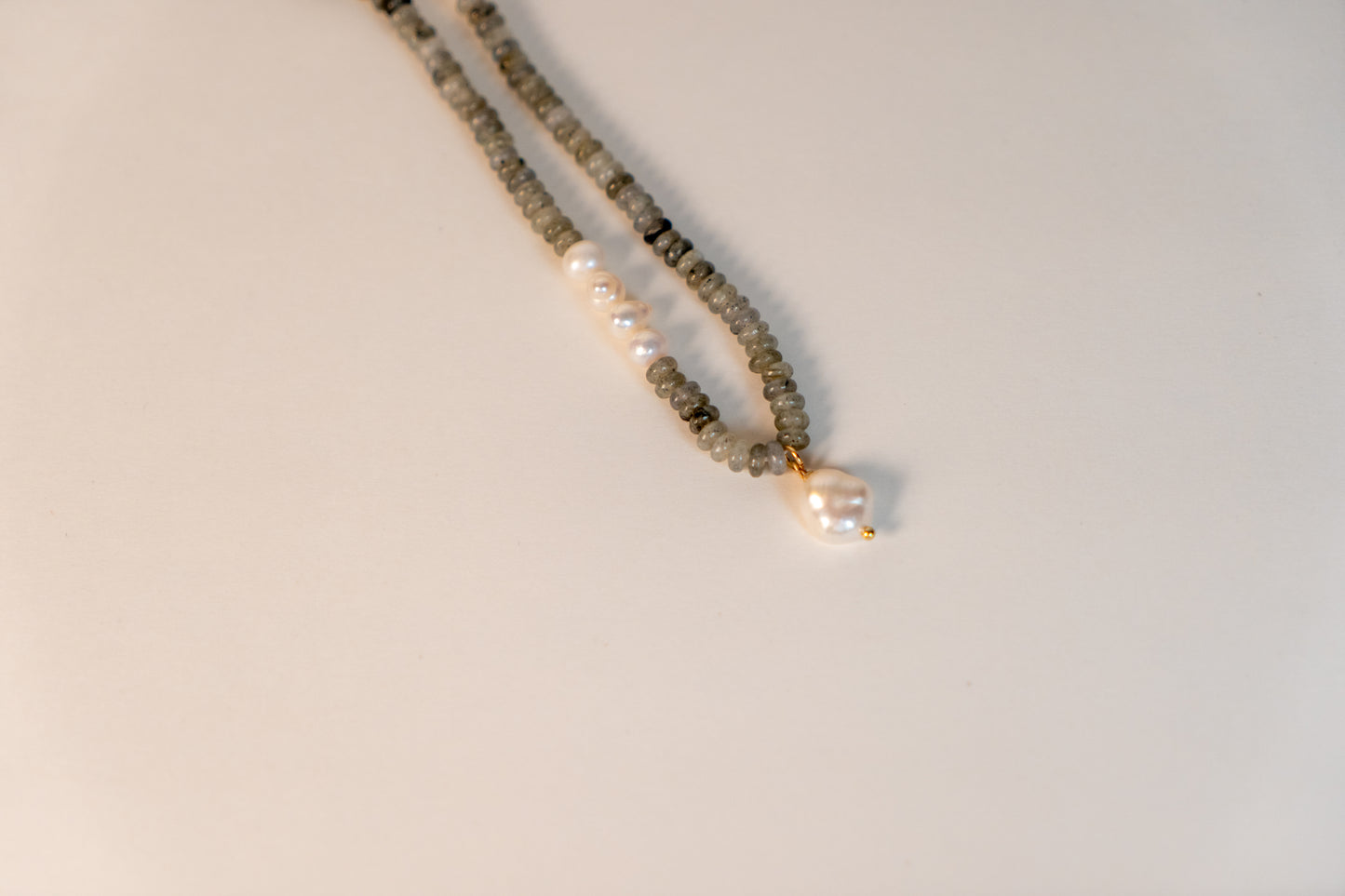 StoneBlend Pearl Nature Stone Necklace